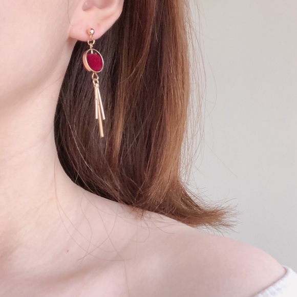 Fall Velvet Golden Drop Earrings - Picture 3 of 3